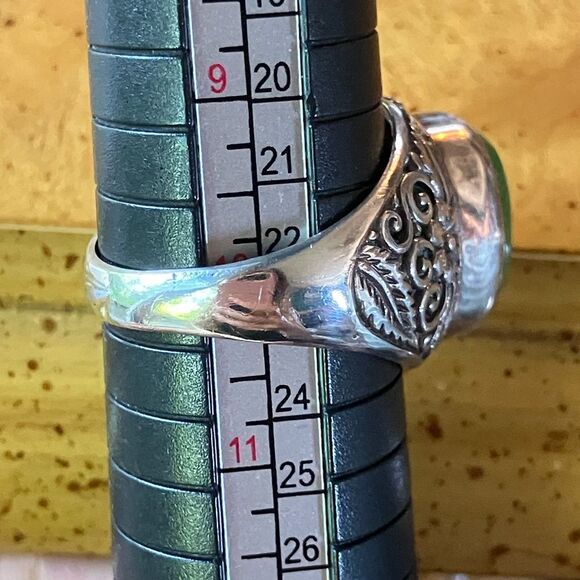 Genuine Jade Sterling Silver Ring Discounted Size 10 - Picture 10 of 11